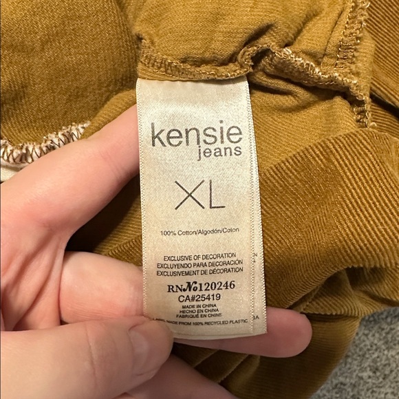 Kensie Button Up - Picture 6 of 6